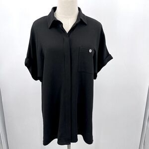 Worth New York womans blouse Oversized M black button down short sleeve BoxG
